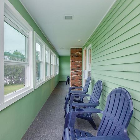 Lake Shore Farm Inn Northwood Exterior photo