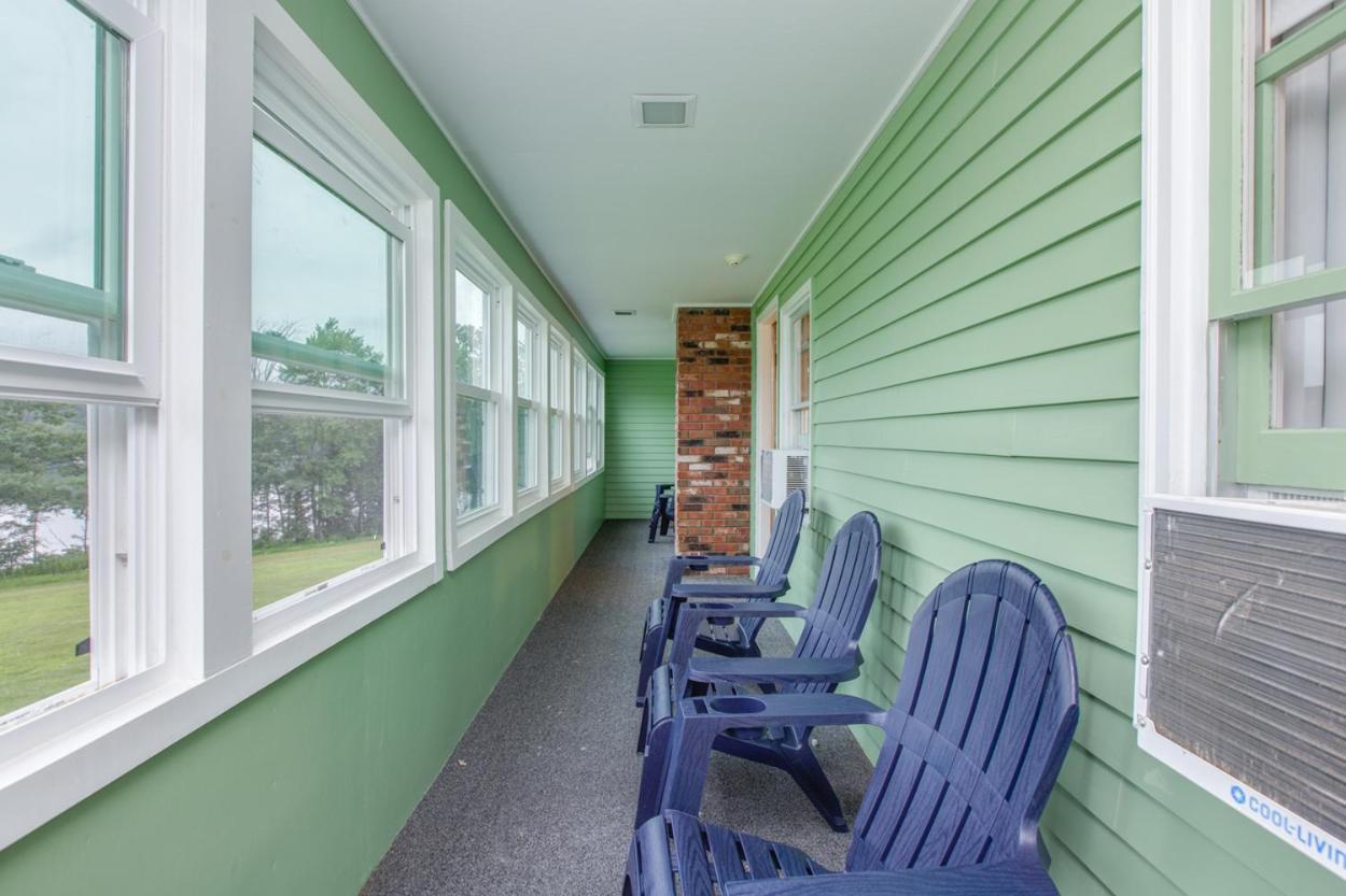 Lake Shore Farm Inn Northwood Exterior photo